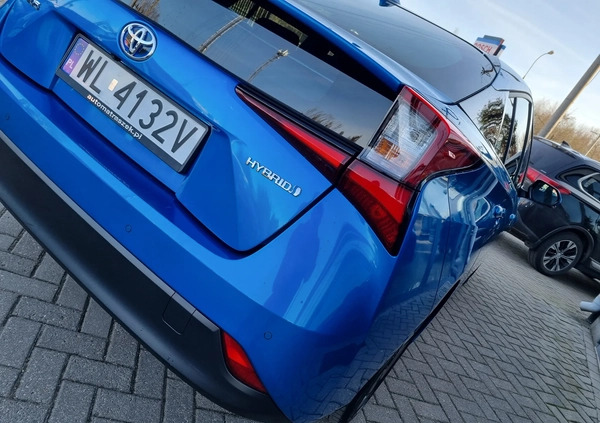 Toyota Prius cena 109900 przebieg: 30000, rok produkcji 2021 z Jawor małe 529